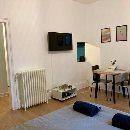 T1 Le Pastel Parking Netflix Wifi Gare Apartman Évreux Kültér fotó