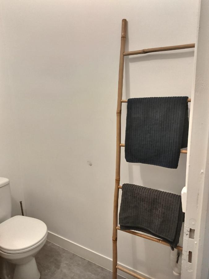 T1 Le Pastel Parking Netflix Wifi Gare Apartman Évreux Kültér fotó