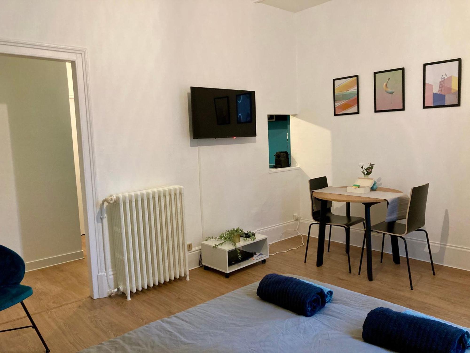 T1 Le Pastel Parking Netflix Wifi Gare Apartman Évreux Kültér fotó